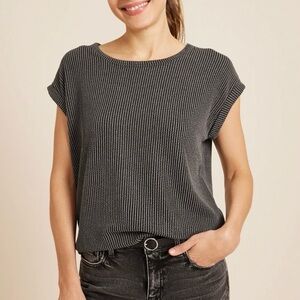 Women’s Maurices top size Small